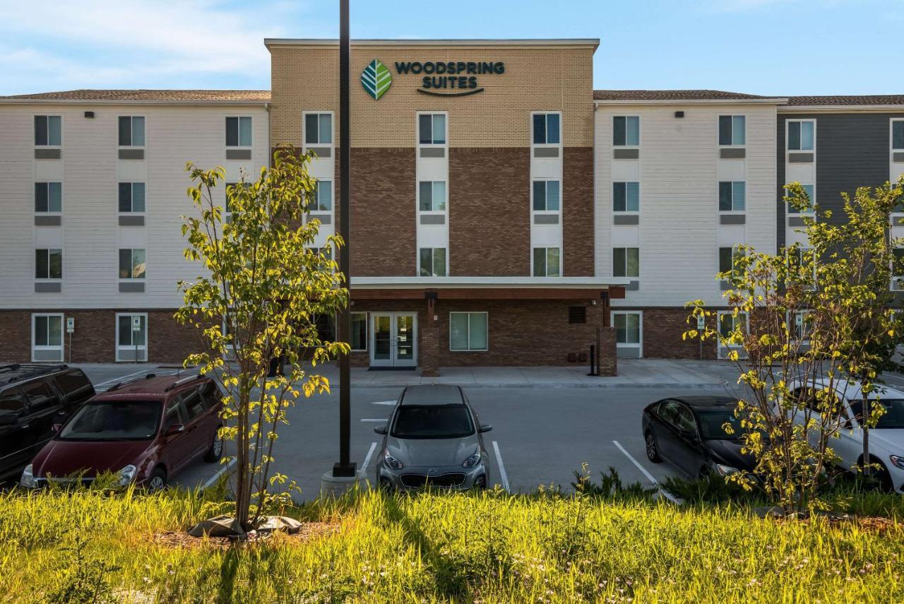 Woodspring Suites Milwaukee - Menomonee Falls Kültér fotó