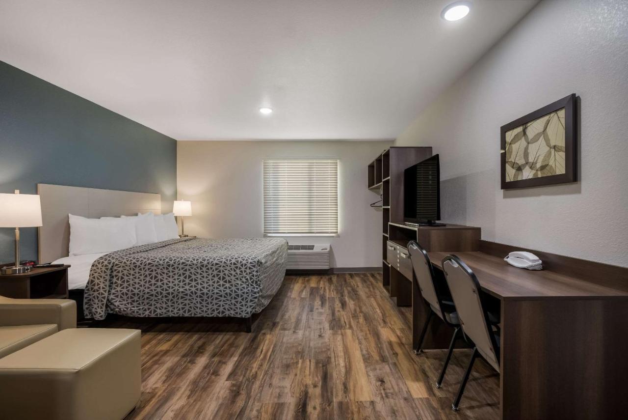 Woodspring Suites Milwaukee - Menomonee Falls Kültér fotó