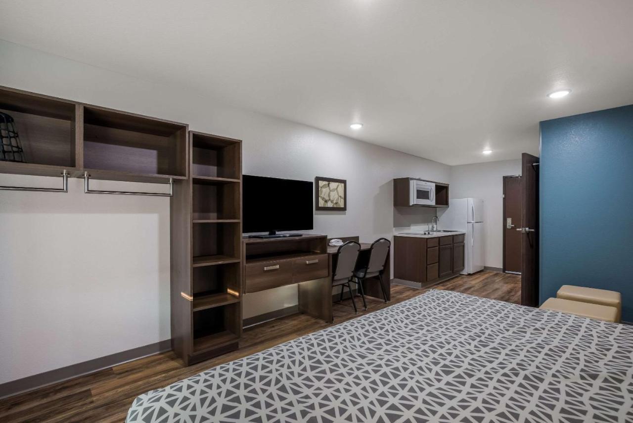 Woodspring Suites Milwaukee - Menomonee Falls Kültér fotó