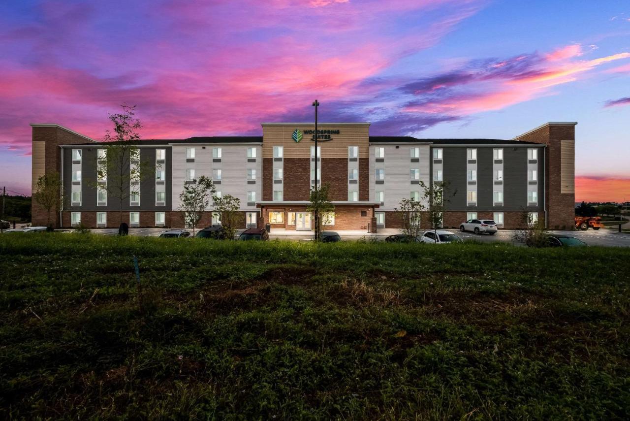 Woodspring Suites Milwaukee - Menomonee Falls Kültér fotó