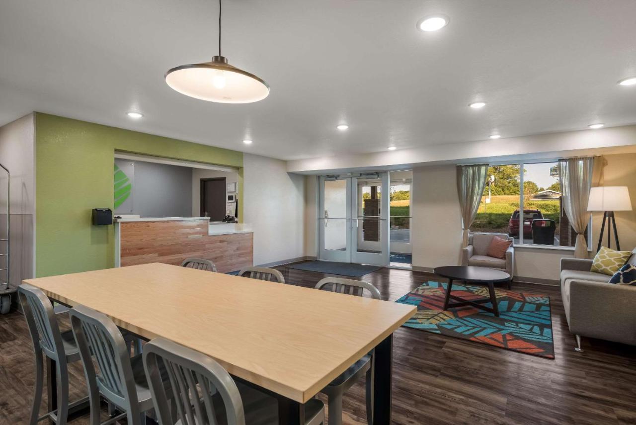 Woodspring Suites Milwaukee - Menomonee Falls Kültér fotó