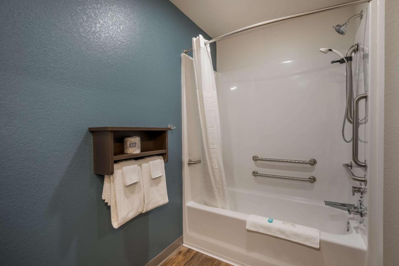 Woodspring Suites Milwaukee - Menomonee Falls Kültér fotó