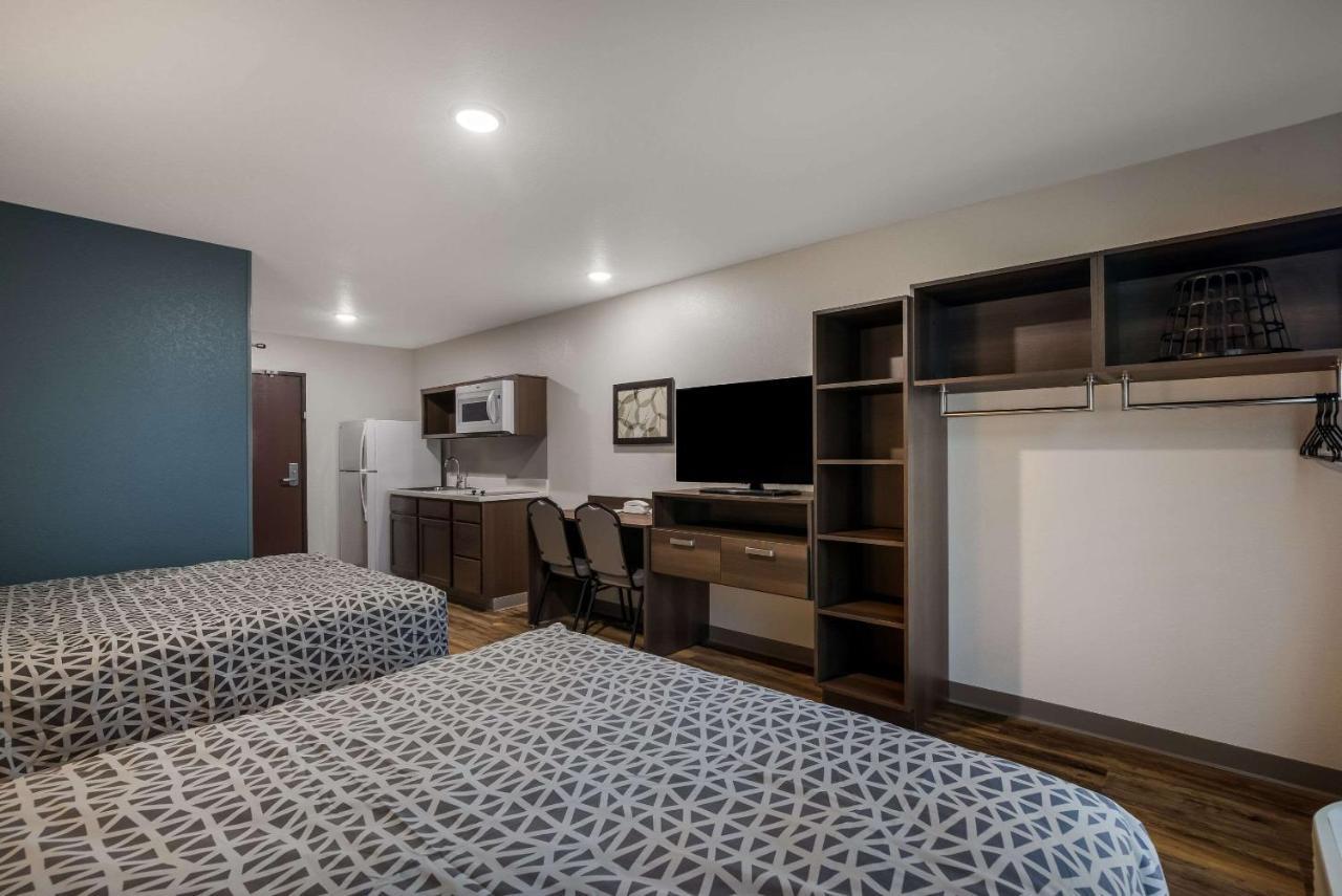 Woodspring Suites Milwaukee - Menomonee Falls Kültér fotó