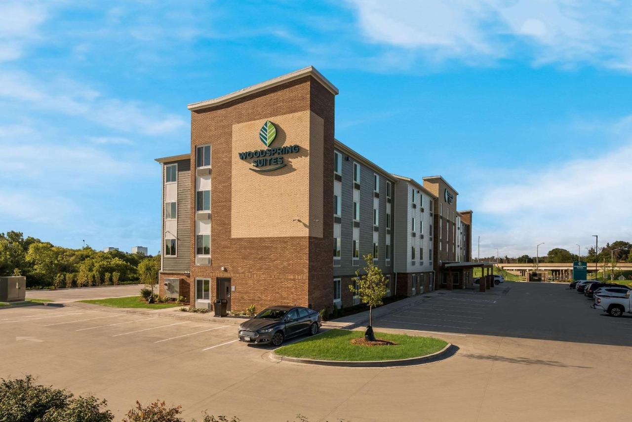 Woodspring Suites Milwaukee - Menomonee Falls Kültér fotó