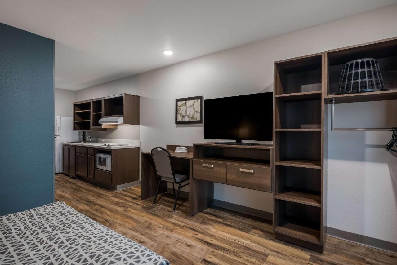 Woodspring Suites Milwaukee - Menomonee Falls Kültér fotó