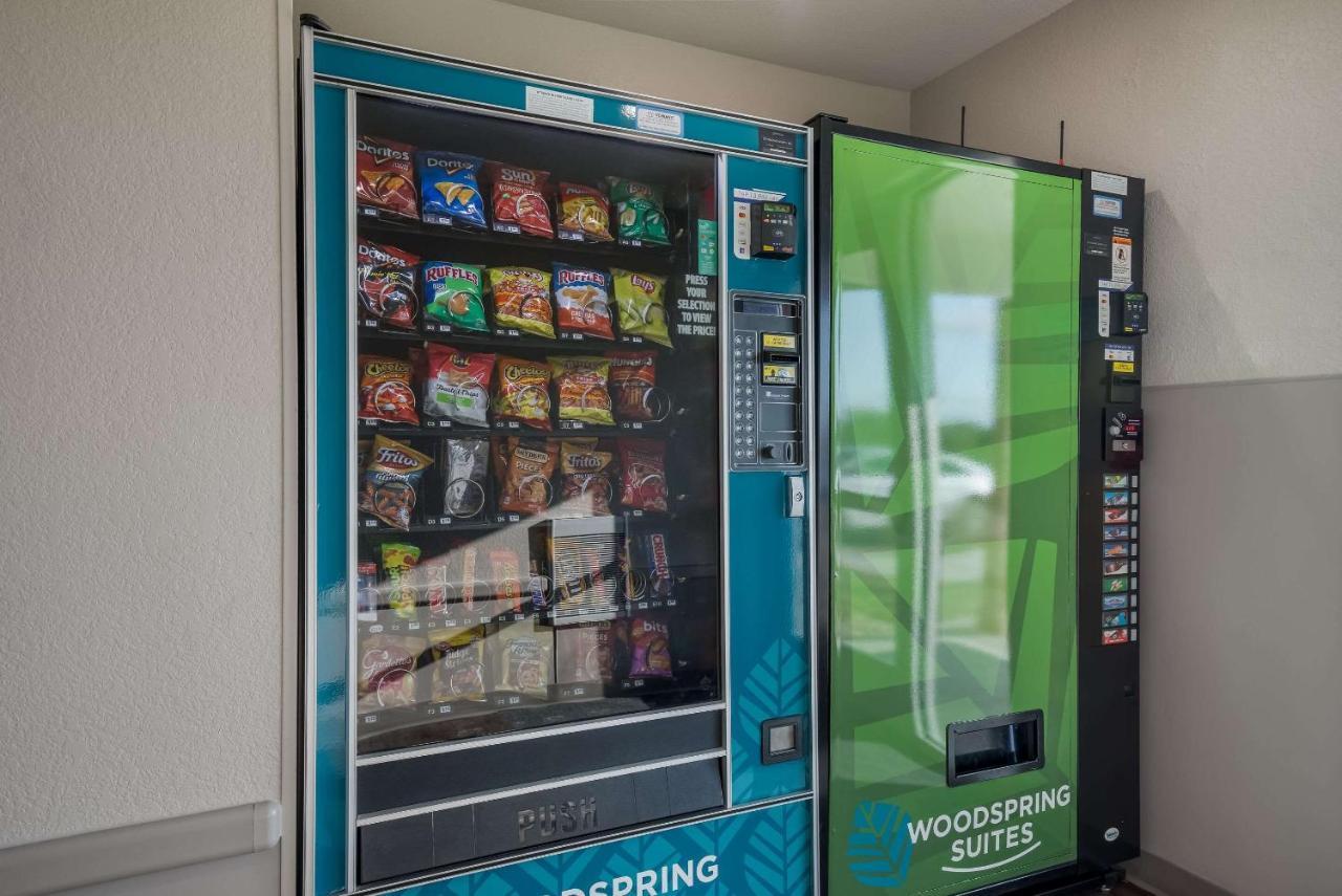 Woodspring Suites Milwaukee - Menomonee Falls Kültér fotó